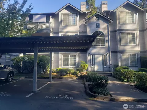 24018 26th Pl S #C102, Des Moines, WA 98198