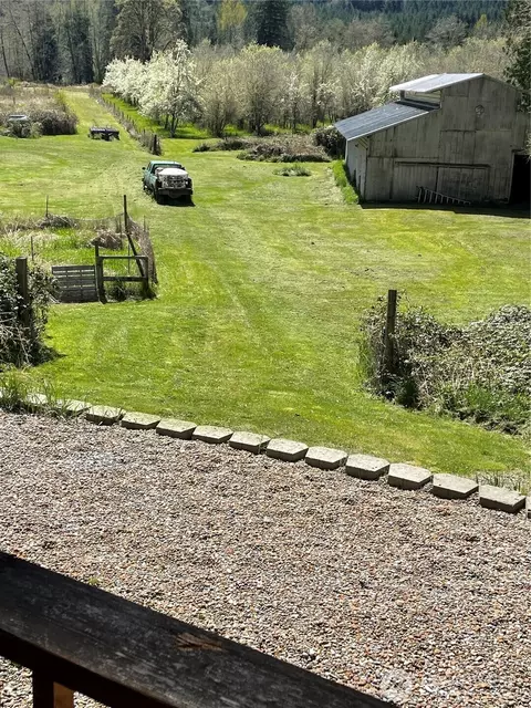 259 10 Tooley Rd, Toledo, WA 98591