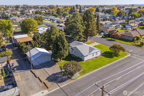 221 K St SW, Quincy, WA 98848