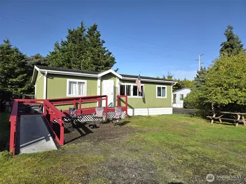 1900 Broadway Ave #1, Hoquiam, WA 98550