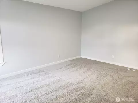 1953 Pine Cone Ave #106, Enumclaw, WA 98022 photo 14
