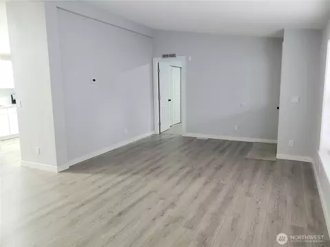 1953 Pine Cone Ave #106, Enumclaw, WA 98022 photo 10