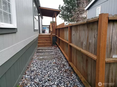 1953 Pine Cone Ave #106, Enumclaw, WA 98022 photo 38