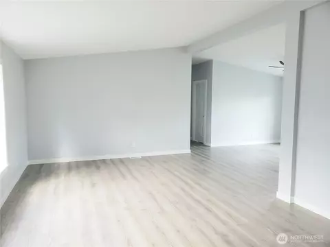 1953 Pine Cone Ave #106, Enumclaw, WA 98022 photo 9