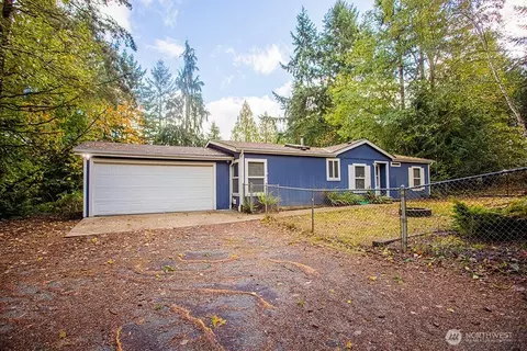 1485 Eady Pl E, Port Orchard, WA 98366