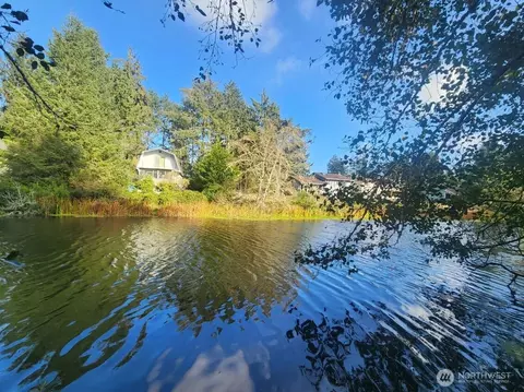 576 Makah Ave SE, Ocean Shores, WA 98569