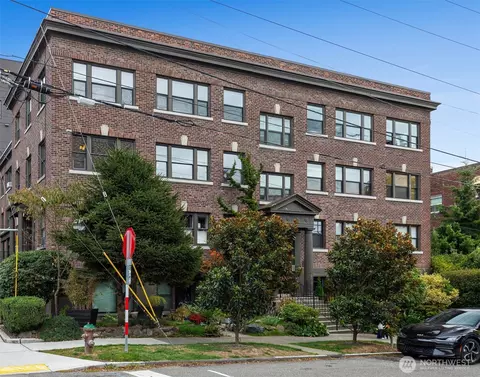 1136 13th Ave #305, Seattle, WA 98122