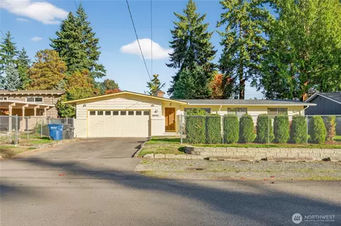 20412 3rd Ave S, Des Moines, WA 98198
