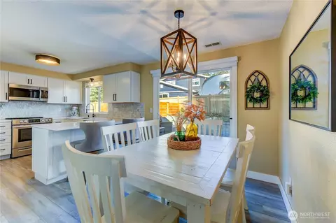 Dining - 525 218th St SW, Bothell, WA 98021 photo 1 of 1
