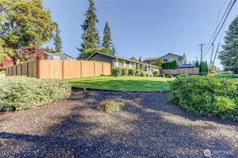 Exterior - 525 218th St SW, Bothell, WA 98021 photo 5 of 8