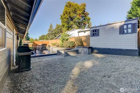 Exterior - 525 218th St SW, Bothell, WA 98021 photo 8 of 8