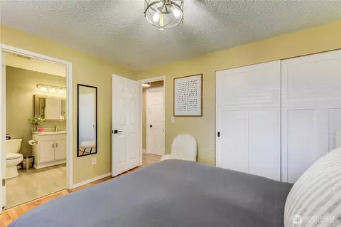 Bedroom - 525 218th St SW, Bothell, WA 98021 photo 2 of 2