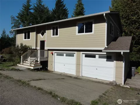 110 E Canyon View Rd, Belfair, WA 98528