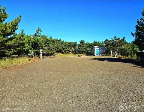 813 340th Pl, Ocean Park, WA 98640