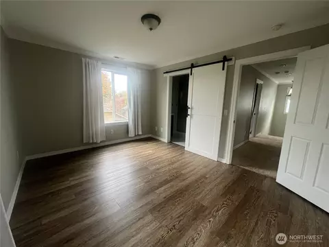 Bedroom - 1854 Hillcrest Ave, Enumclaw, WA 98022 photo 4 of 4
