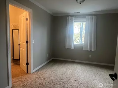 Bedroom - 1854 Hillcrest Ave, Enumclaw, WA 98022 photo 1 of 4
