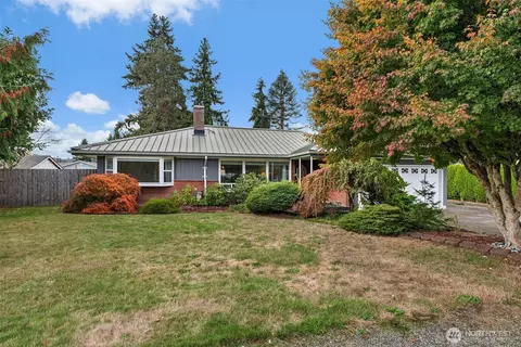 615 Oakland Ave, Centralia, WA 98531