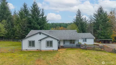 61 Packard Ln, Elma, WA 98541