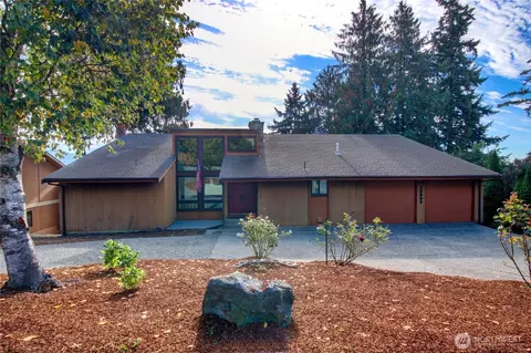12509 Patricia Ln, Burlington, WA 98233