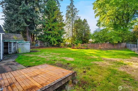 Exterior - 6926 E Cady Rd, Everett, WA 98203 photo 6 of 6