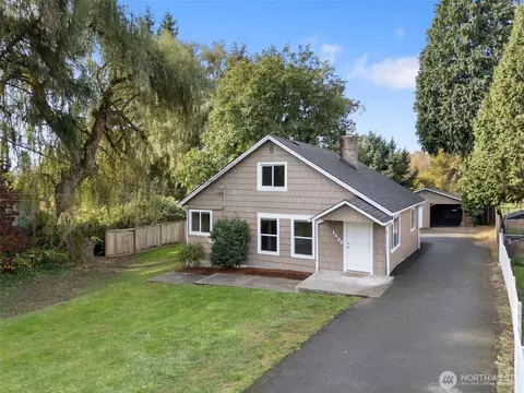 1433 N Pearl St, Centralia, WA 98531