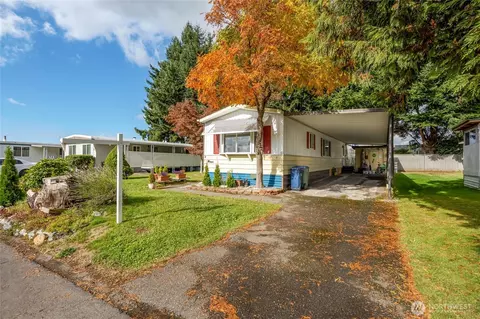 920 Maple Ln #18, Sedro Woolley, WA 98284