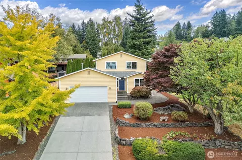 18546 10th Ave NE, Poulsbo, WA 98370