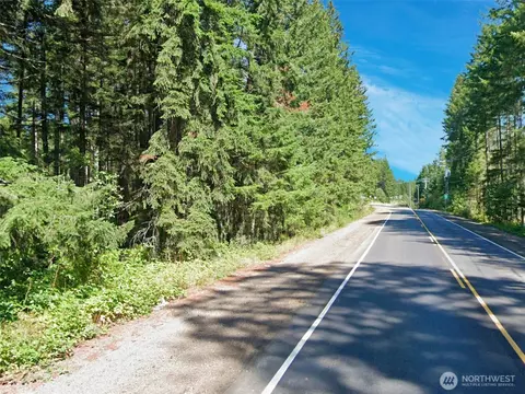 9598 J M Dickenson Rd SW, Port Orchard, WA 98367