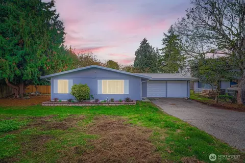3203 S 220th St, Seatac, WA 98198