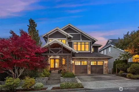 1461 29th Pl NE, Issaquah, WA 98029