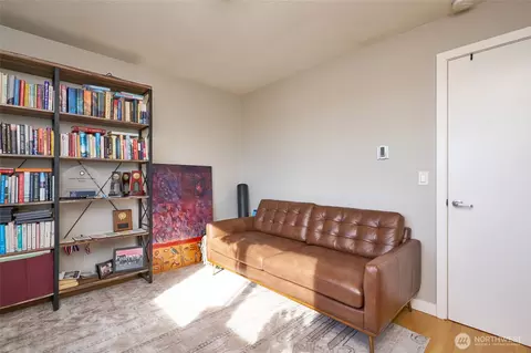 Other - 812 N 42nd St #301, Seattle, WA 98103 photo 3 of 7