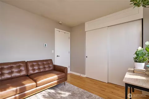 Other - 812 N 42nd St #301, Seattle, WA 98103 photo 4 of 7