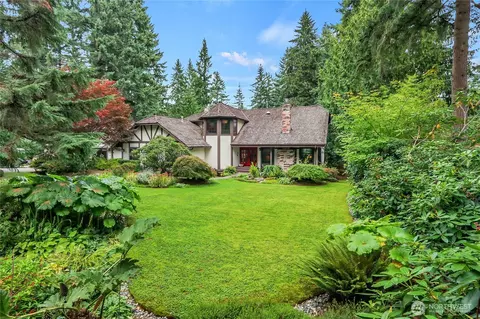 17521 7th Ave W, Bothell, WA 98012