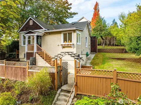 1801 Martin Luther King Jr Way, Seattle, WA 98122