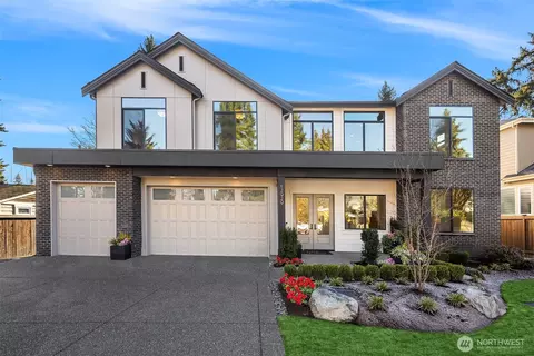 12929 NE 112th St, Kirkland, WA 98033