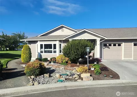 526 Evergreen Farm Way, Sequim, WA 98382
