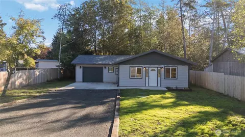 30210 M Pl, Ocean Park, WA 98640