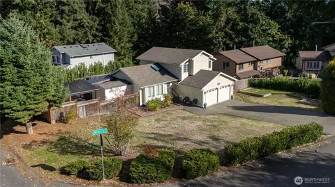 1414 Wisteria Ct SE, Olympia, WA 98513