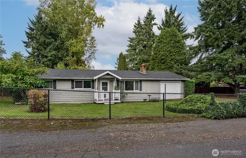 1450 Bill Ave, Port Orchard, WA 98366