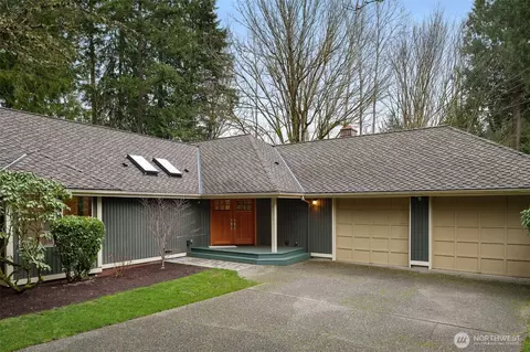 4230 212th Ave NE, Sammamish, WA 98074