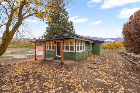 117 Finley Ln, Manson, WA 98831