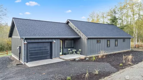 9615 NE Dronawood Dr, Kingston, WA 98346