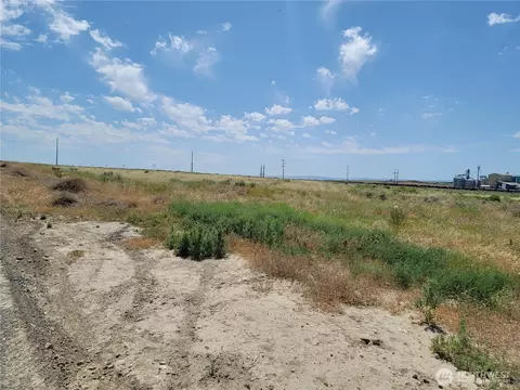 0 Parcel 061114000 Roosevelt Ave, Warden, WA 98857