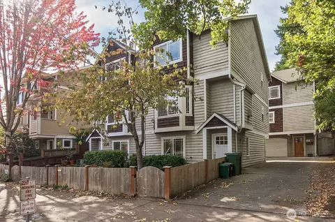 12307 B Roosevelt Way NE #B, Seattle, WA 98125