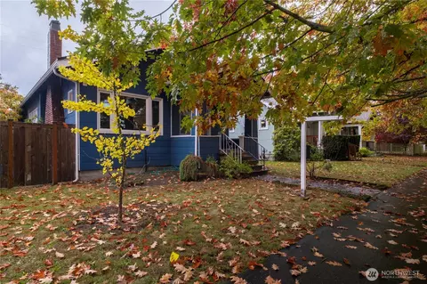 Exterior - 1628 Mcdougall Ave, Everett, WA 98201 photo 8 of 9