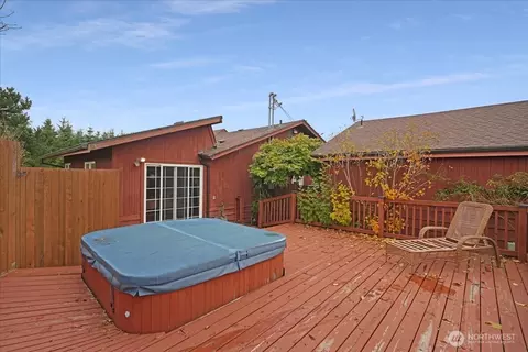 Exterior - 283 Sargent Rd, Winlock, WA 98596 photo 2 of 6