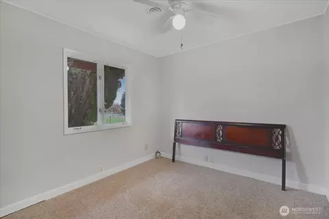 Bedroom - 283 Sargent Rd, Winlock, WA 98596 photo 3 of 5