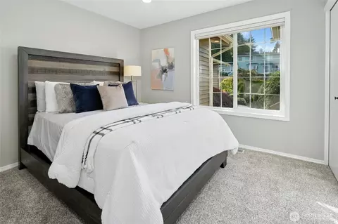 Bedroom - 2408 Viewcrest Ave, Everett, WA 98203 photo 4 of 4