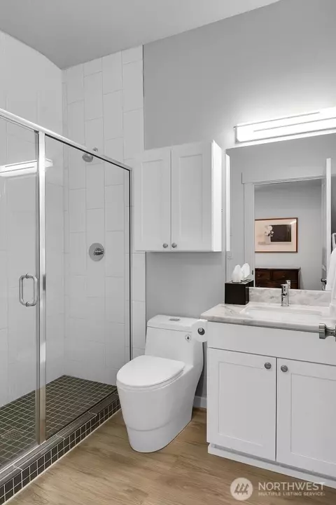 Bath - 302 6th Ave S, Edmonds, WA 98020 photo 3 of 3
