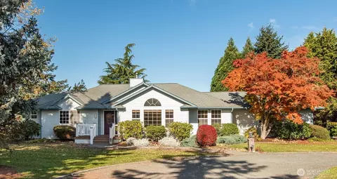 720 Grandview Dr, Sequim, WA 98382